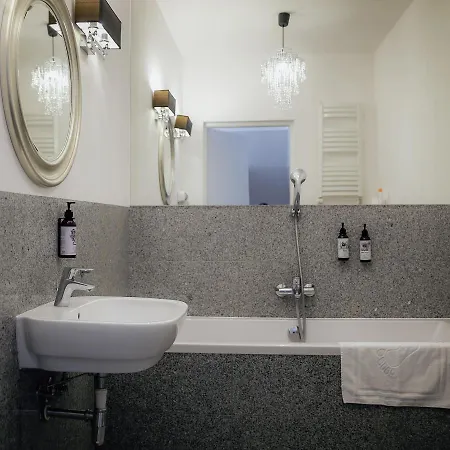 Aparthotel Nowa Zatoka Centrum Art & Business *