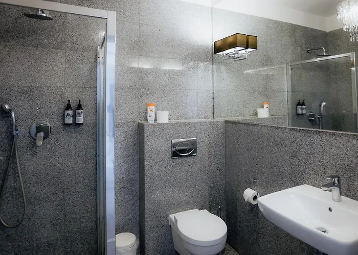 Nowa Zatoka Centrum Art & Business Aparthotel