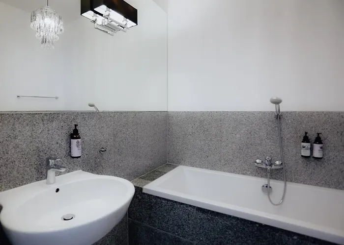 Aparthotel Nowa Zatoka Centrum Art & Business *