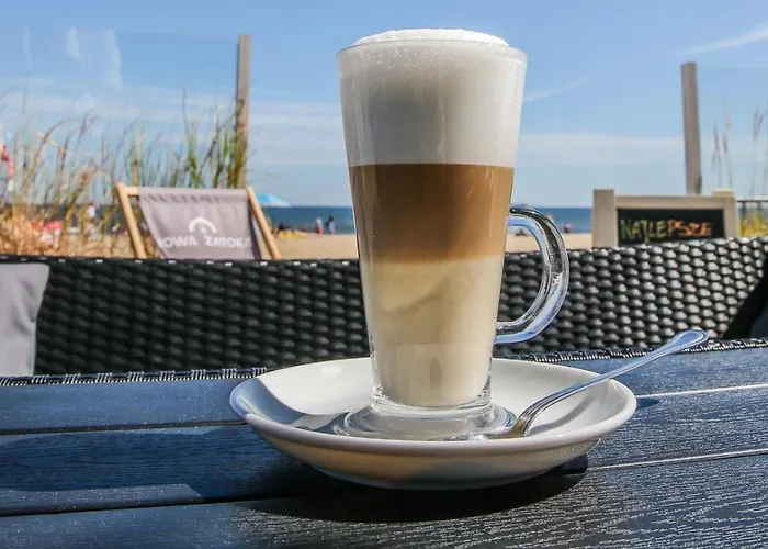 Nowa Zatoka Centrum Art & Business *