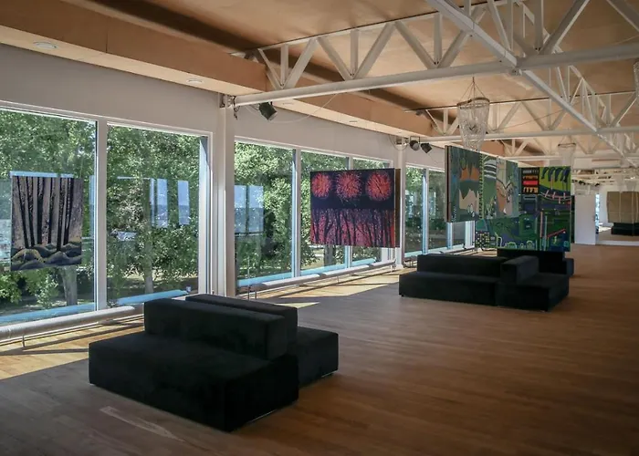 Aparthotel Nowa Zatoka Centrum Art & Business *