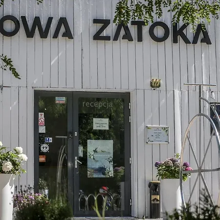 Nowa Zatoka Centrum Art & Business Lägenhetshotell