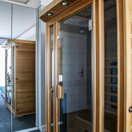 Nowa Zatoka Centrum Art & Business Aparthotel Zoppot