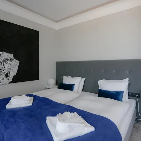 Nowa Zatoka Centrum Art & Business 아파트호텔 소포트