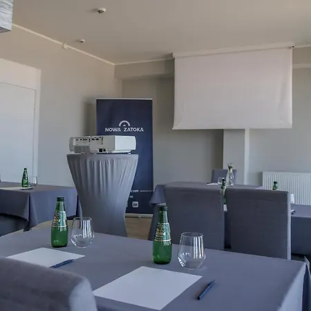 Nowa Zatoka Centrum Art & Business Aparthotel *
