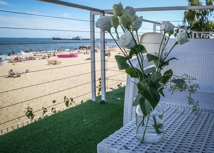 Nowa Zatoka Centrum Art & Business * Zoppot