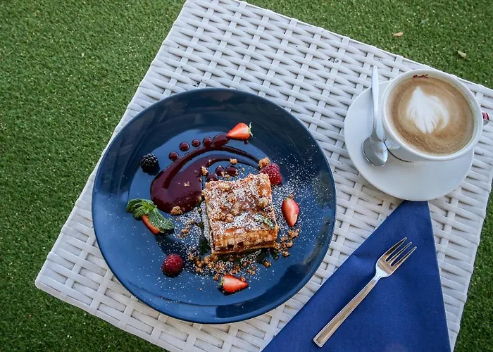 Nowa Zatoka Centrum Art & Business Aparthotel *